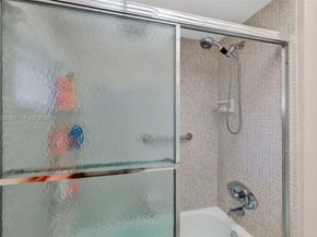 2901 NW 46th Ave 306, Lauderdale Lakes FL 33313