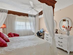 2901 NW 46th Ave 306, Lauderdale Lakes FL 33313