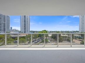 20281 E Country Club Dr 304, Aventura FL 33180