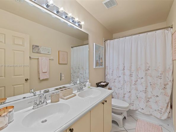 16230 SW 21st St, Miramar FL 33027