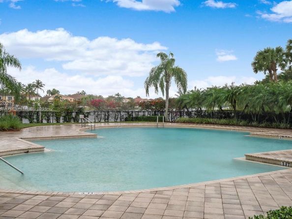 16230 SW 21st St, Miramar FL 33027