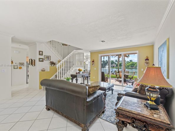 16230 SW 21st St, Miramar FL 33027