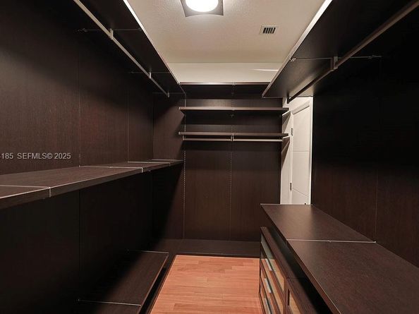 6853 NW 113th Pl, Doral FL 33178