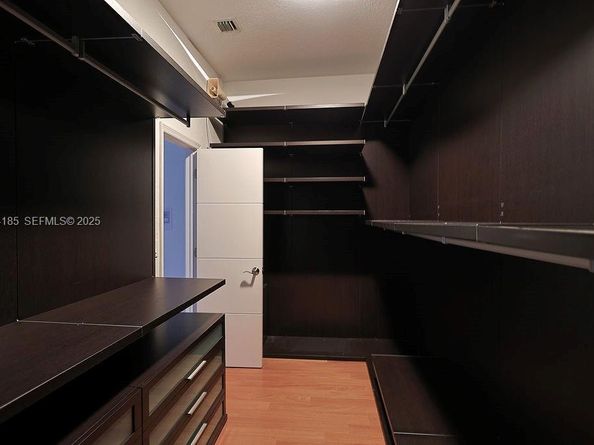 6853 NW 113th Pl, Doral FL 33178