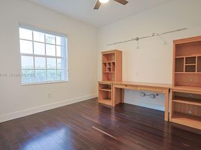 6853 NW 113th Pl, Doral FL 33178