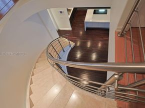 6853 NW 113th Pl, Doral FL 33178