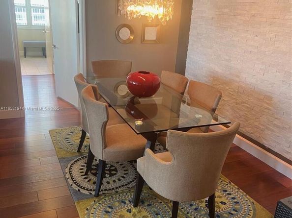 701 Brickell Key Blvd 1603, Miami FL 33131