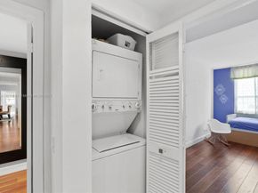 701 Brickell Key Blvd 1603, Miami FL 33131