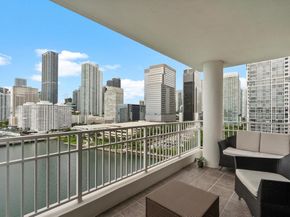 701 Brickell Key Blvd 1603, Miami FL 33131