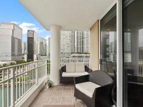 701 Brickell Key Blvd 1603, Miami FL 33131