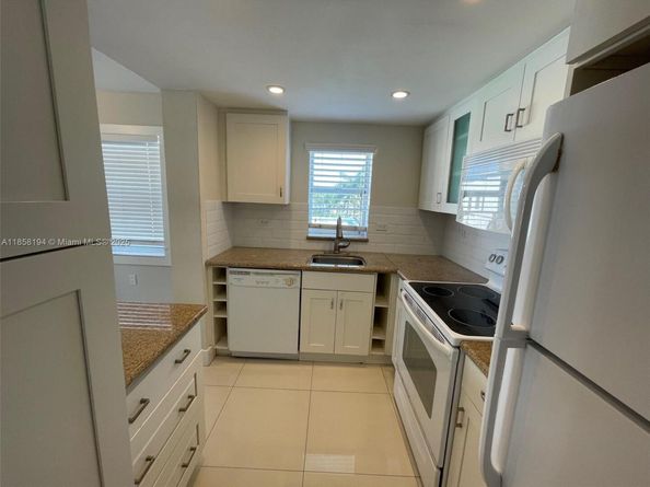 701 Brickell Key Blvd 1603, Miami FL 33131