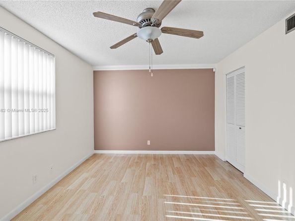 10105 W Sunrise Blvd 104, Plantation FL 33322