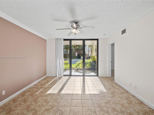 10105 W Sunrise Blvd 104, Plantation FL 33322