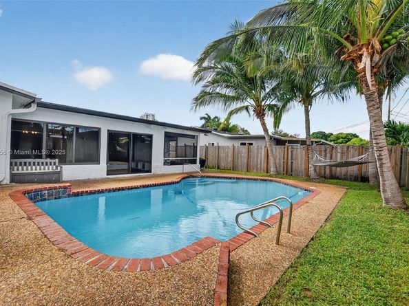 12311 NW 29th St, Sunrise FL 33323