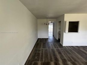 42 Sheffield B B, West Palm Beach FL 33417