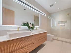 3163 Hibiscus St 3163, Miami FL 33133