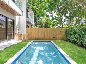 3163 Hibiscus St 3163, Miami FL 33133