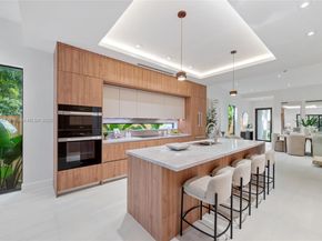 3163 Hibiscus St 3163, Miami FL 33133
