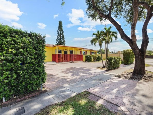 18151 NE 9th Ct, North Miami Beach FL 33162
