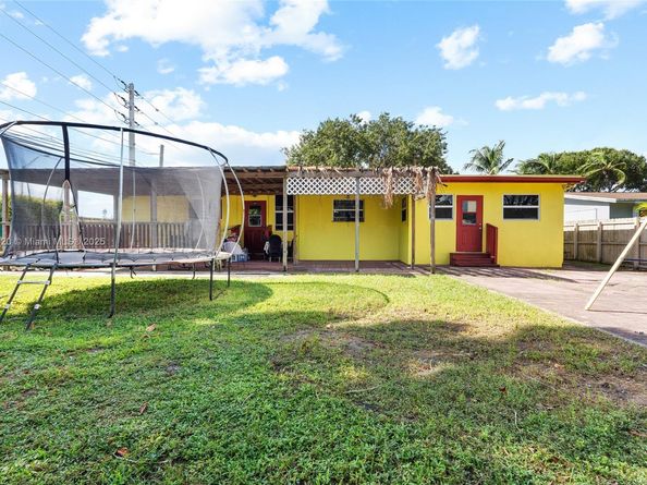 18151 NE 9th Ct, North Miami Beach FL 33162