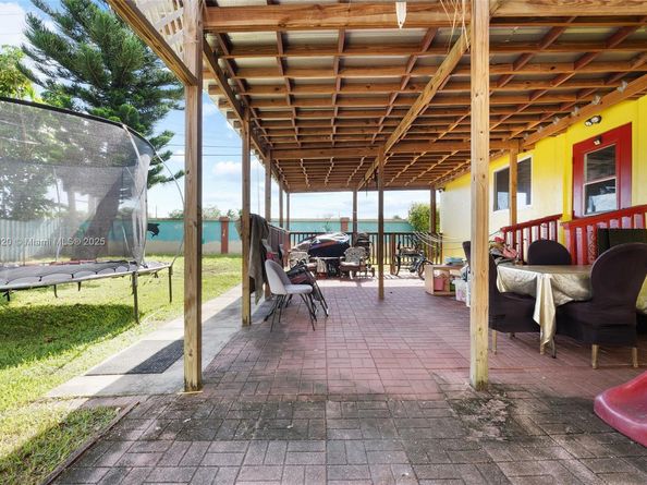 18151 NE 9th Ct, North Miami Beach FL 33162