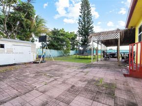 18151 NE 9th Ct, North Miami Beach FL 33162