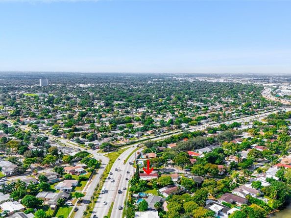 18151 NE 9th Ct, North Miami Beach FL 33162