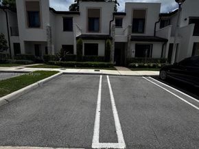 328 NE 208th Ter, Miami FL 33179