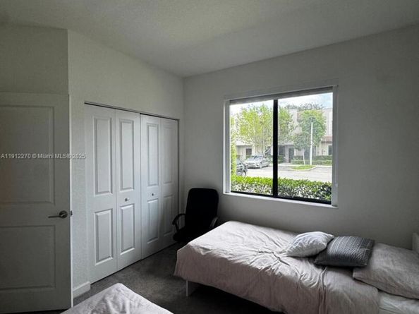 328 NE 208th Ter, Miami FL 33179