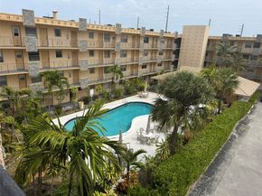 2145 Pierce St 403, Hollywood FL 33020