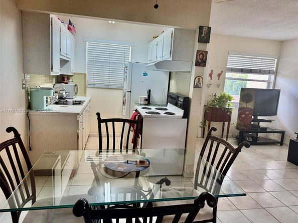 2145 Pierce St 403, Hollywood FL 33020