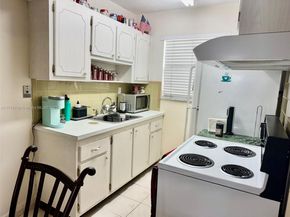 2145 Pierce St 403, Hollywood FL 33020