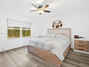 518 NW 130th Way, Pembroke Pines FL 33028