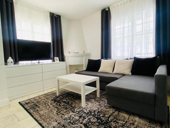 1526 Pennsylvania Ave 20, Miami Beach FL 33139