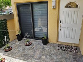 4226 NW 114th Ter 26, Coral Springs FL 33065