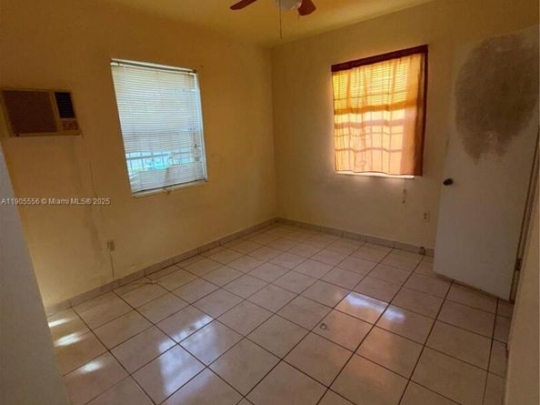 9100 Broad Manor Rd, Miami FL 33147