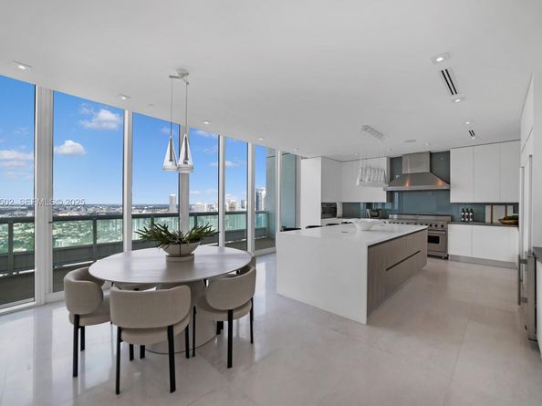 1643 Brickell Ave 4902, Miami FL 33129