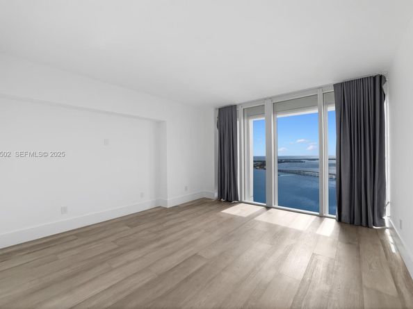 1643 Brickell Ave 4902, Miami FL 33129