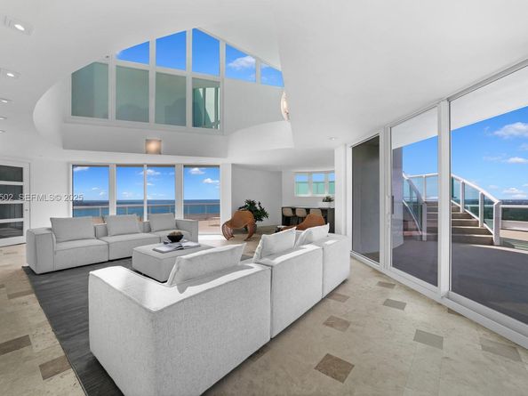 1643 Brickell Ave 4902, Miami FL 33129