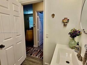 1587 Winterberry Ln, Weston FL 33327