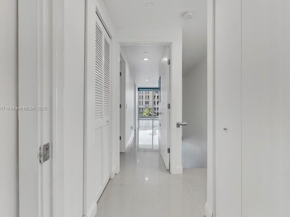 2950 NE 188th St 315, Aventura FL 33180