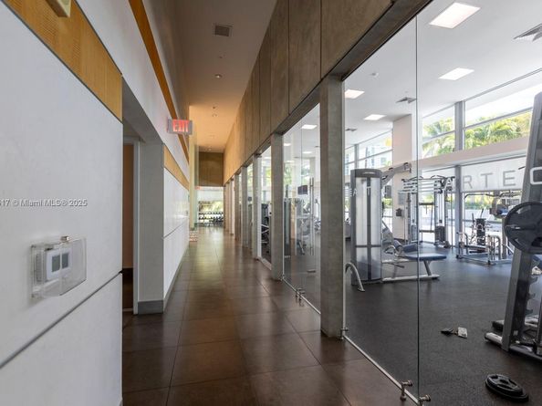 2950 NE 188th St 315, Aventura FL 33180
