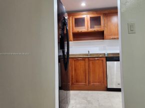 780 NE 69th St 1810, Miami FL 33138