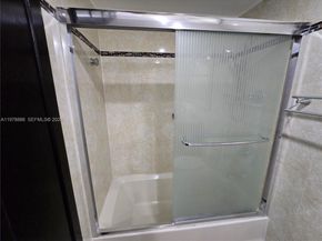 3850 Washington St 816, Hollywood FL 33021