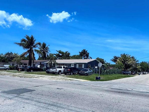 14615 NE 14th Ave, Miami FL 33161