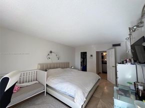 701 Three Islands Blvd 506, Hallandale Beach FL 33009