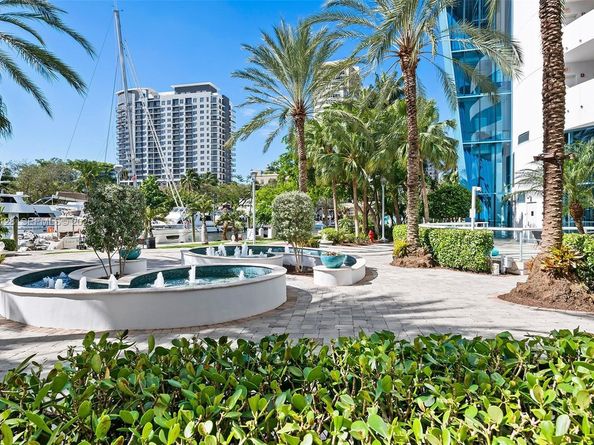 333 Las Olas Way 1705, Fort Lauderdale FL 33301