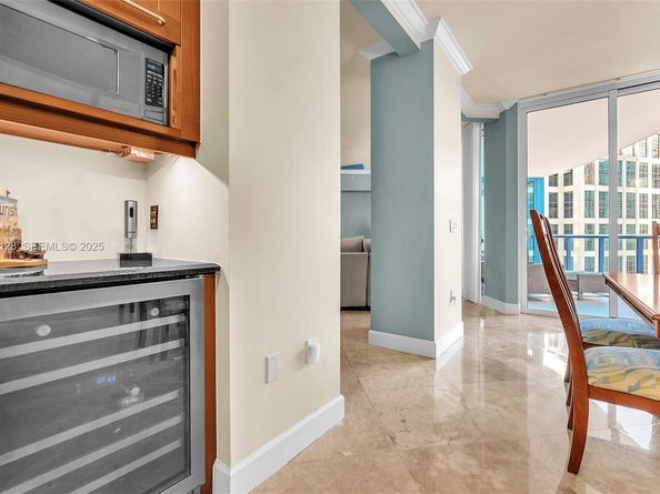 333 Las Olas Way 1705, Fort Lauderdale FL 33301