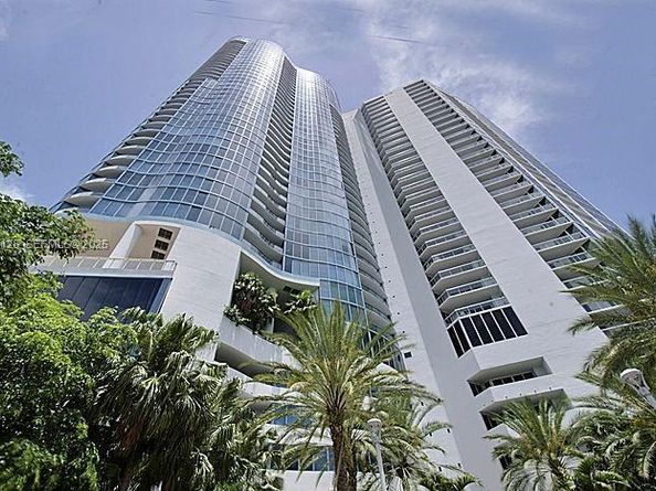 333 Las Olas Way 1705, Fort Lauderdale FL 33301