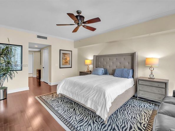 333 Las Olas Way 1705, Fort Lauderdale FL 33301